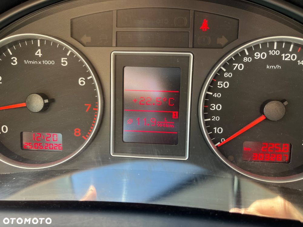 Audi A4 Avant 2.0 T FSI - 31