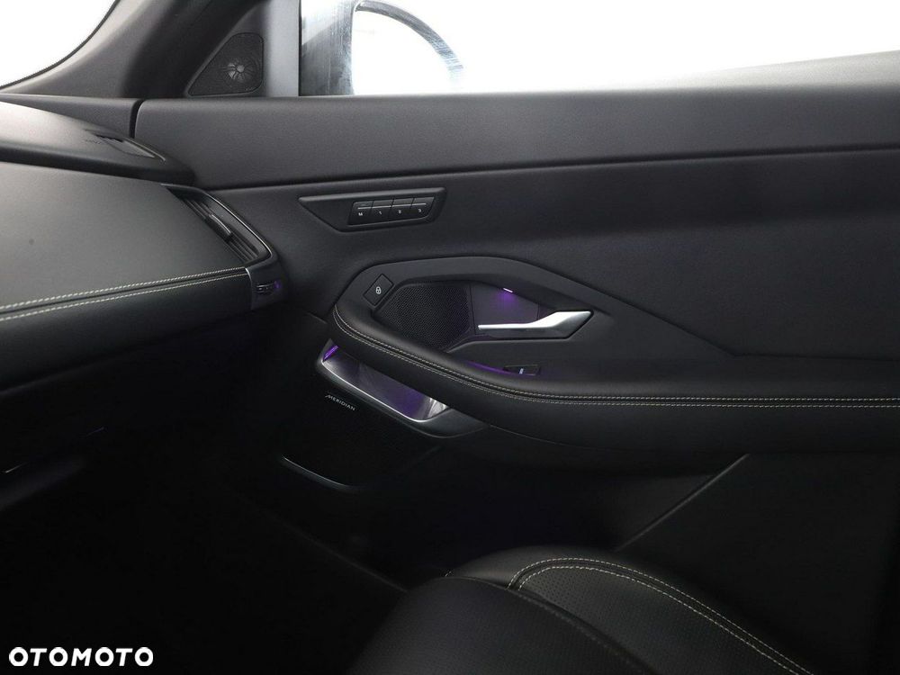 Jaguar E-Pace P200 AWD R-Dynamic HSE - 31