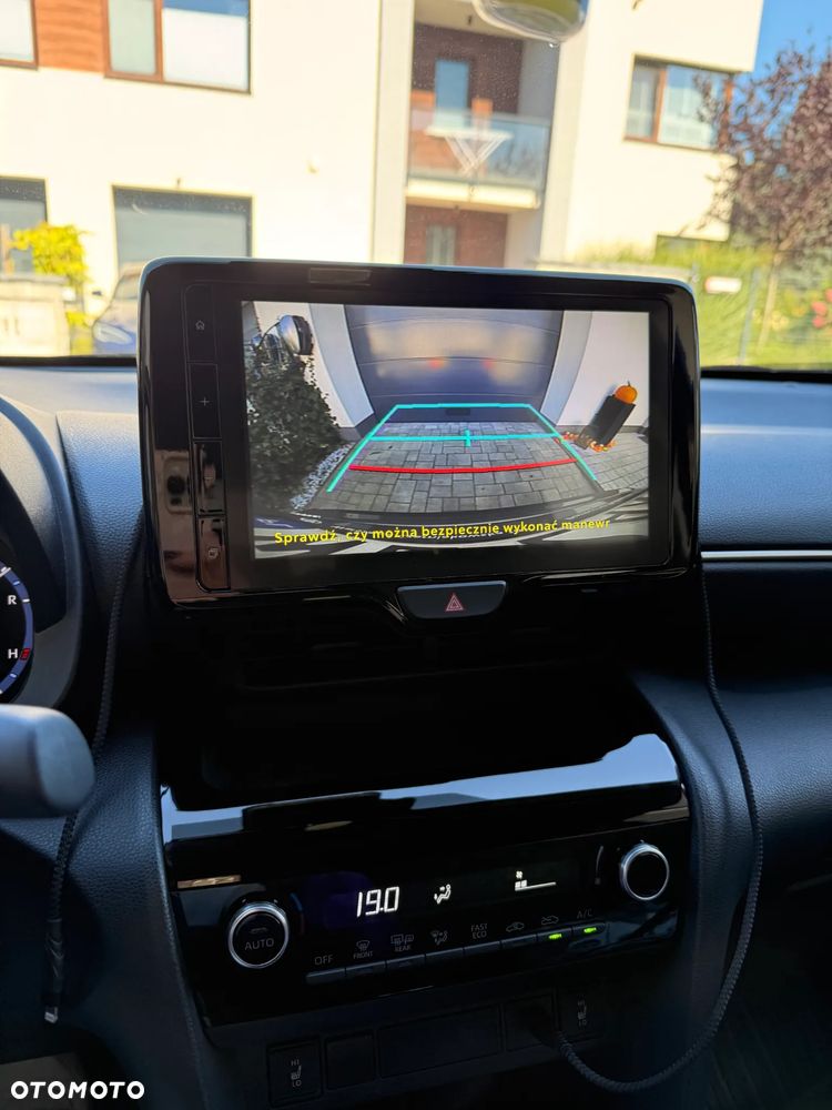 Toyota Yaris Cross Hybrid 1.5 Comfort - 17