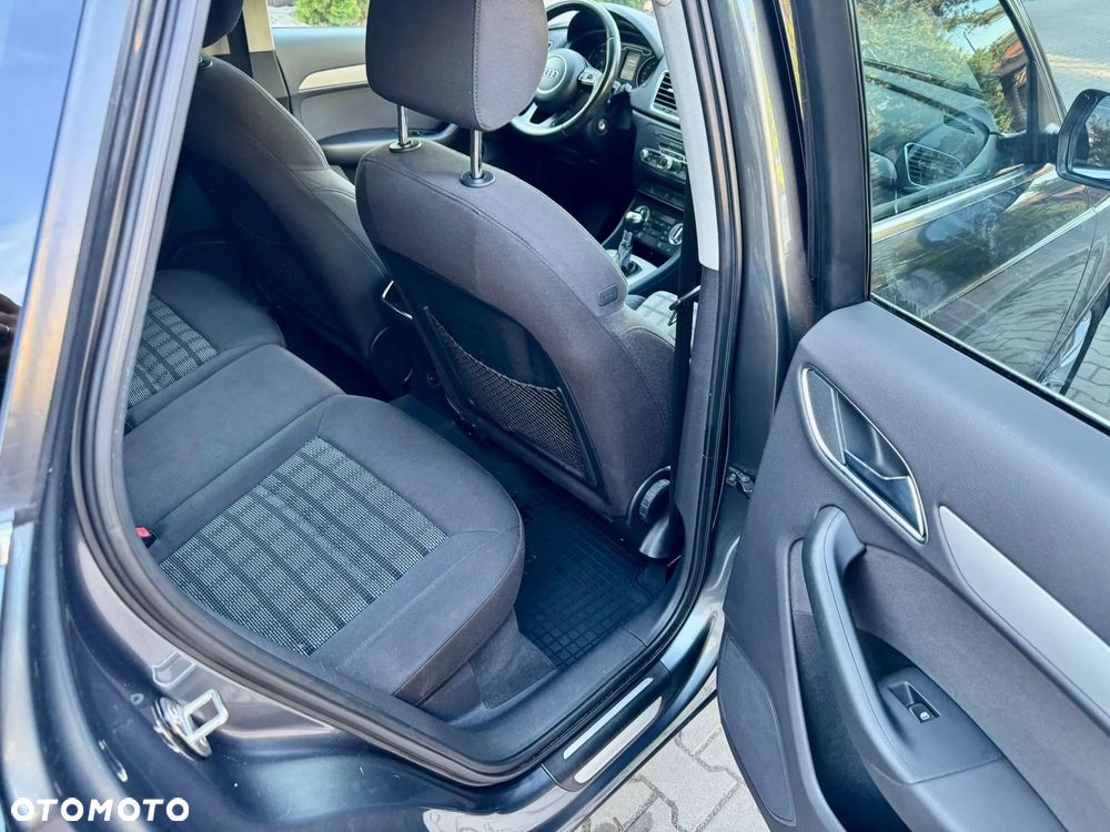 Audi Q3 - 22
