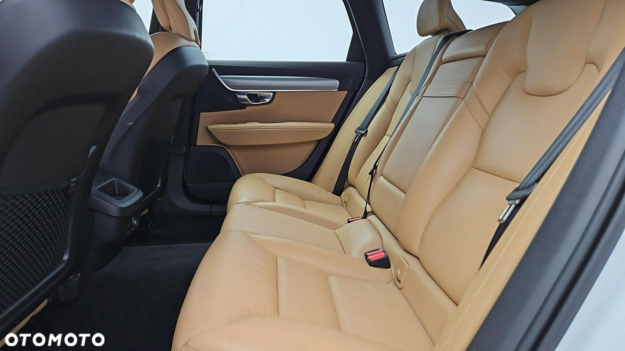 Volvo V90 - 23