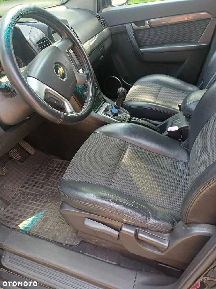 Chevrolet Captiva 2.0 d LS 5os - 3