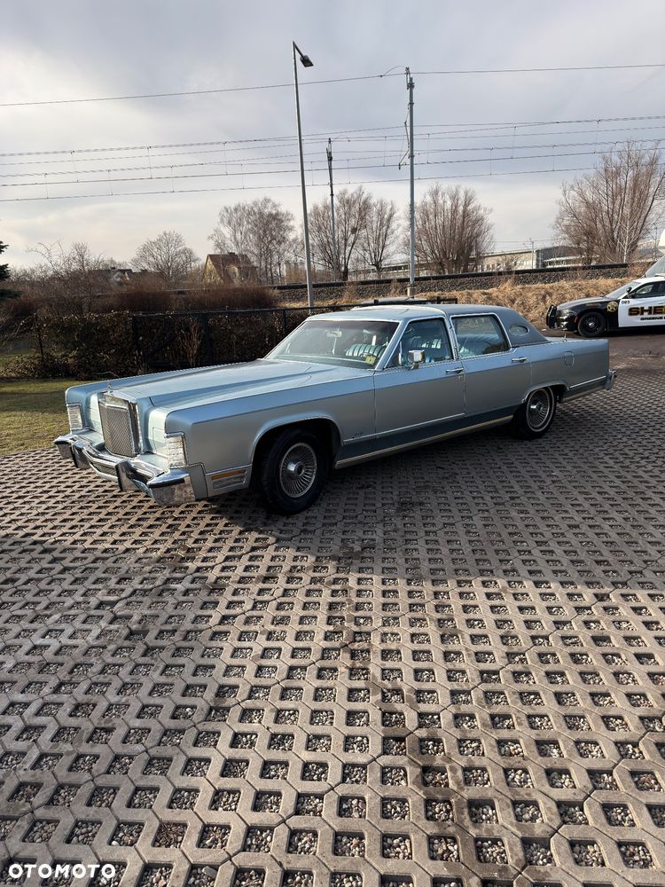 Lincoln Continental - 7