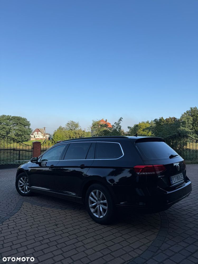 Volkswagen Passat - 2