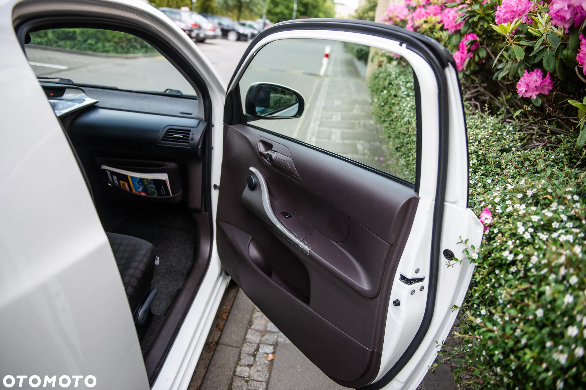 Toyota iQ 1.0 Sol - 26