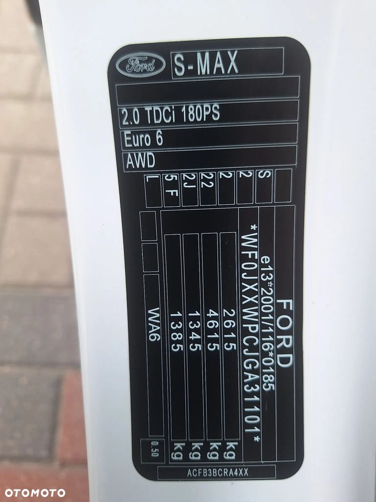Ford S-Max 2.0 TDCi 4WD Titanium PowerShift - 36