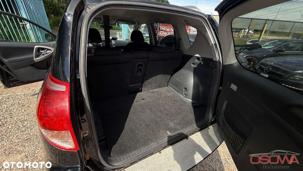 Toyota RAV4 - 24