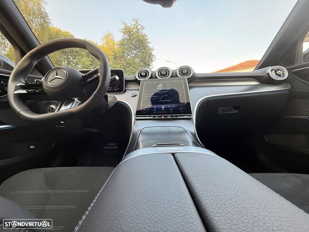 Mercedes-Benz C 300 de AMG Line - 35