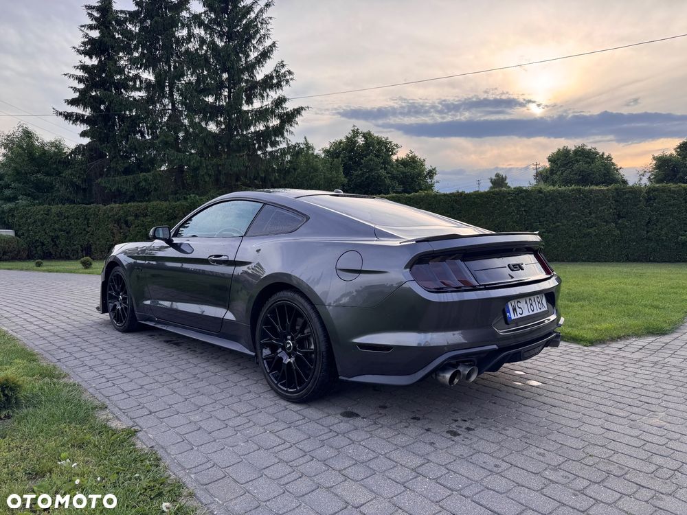 Ford Mustang 5.0 V8 GT - 1