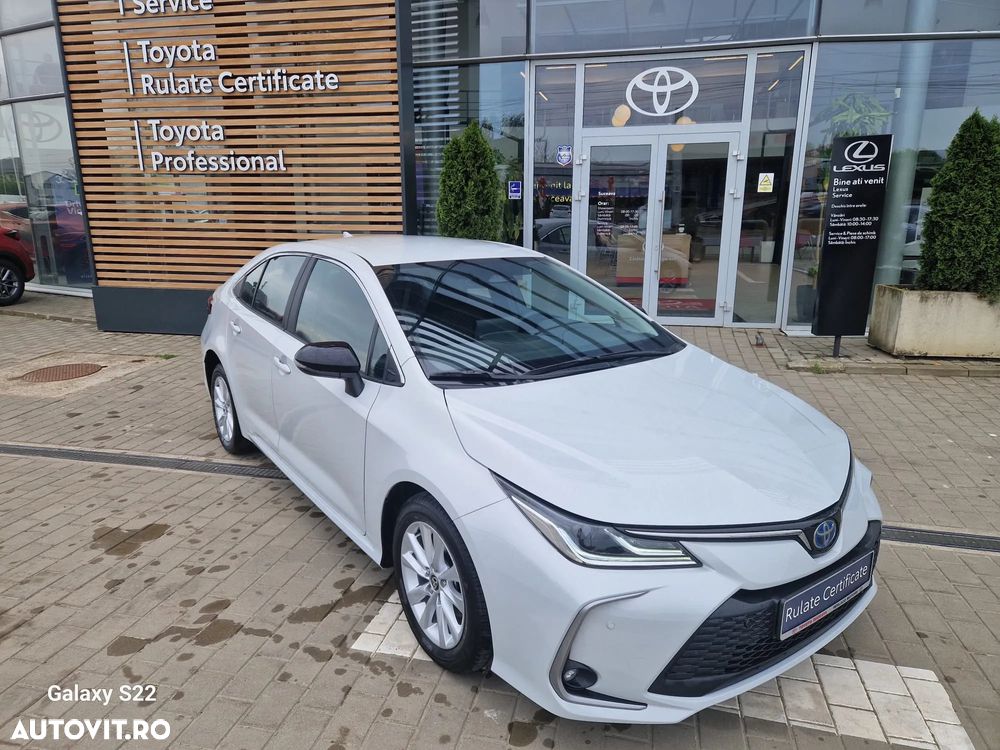 Toyota Corolla 1.8 HSD Business - 2