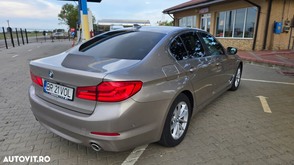BMW Seria 5 520i AT - 19