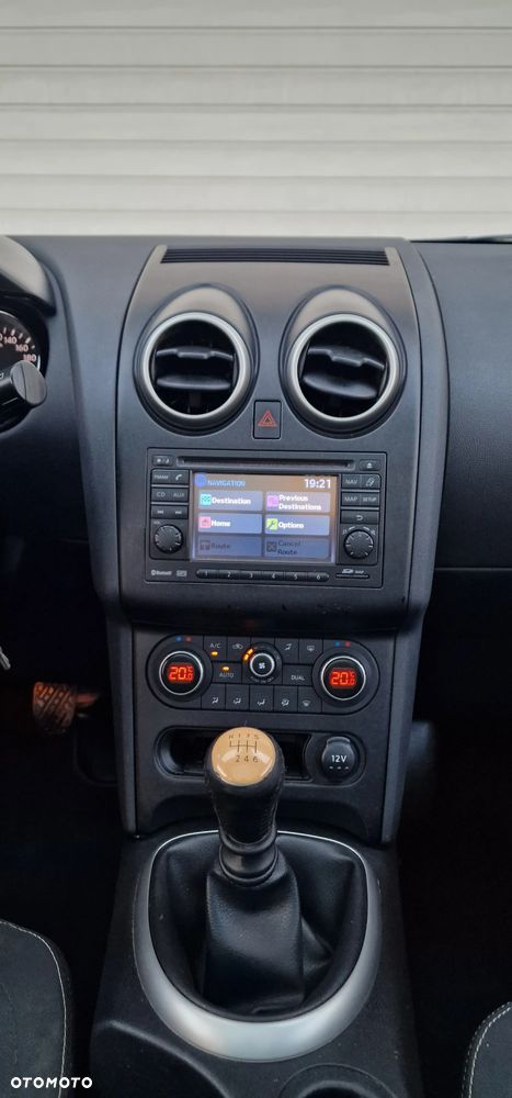 Nissan Qashqai+2 - 13