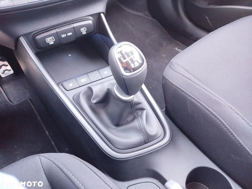 Hyundai Bayon 1.0 T-GDI Smart - 15