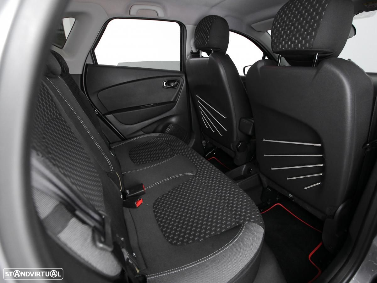 Renault Captur 1.5 dCi - 10