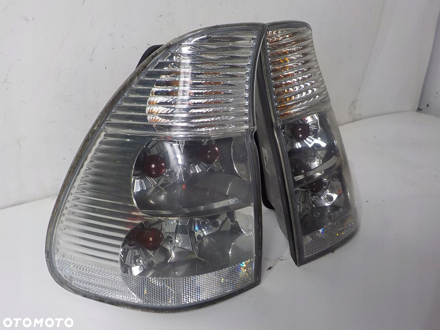 BMW X5 E53 LIFT LAMPA LEWA PRAWA TYLNA LEWY PRAWY TYŁ W KLAPĘ KOMPLET BIAŁE - 4