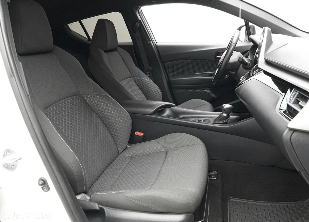 Toyota C-HR 1.8 HSD 122 CP 4x2 CVT C-lassy bi-tone - 15