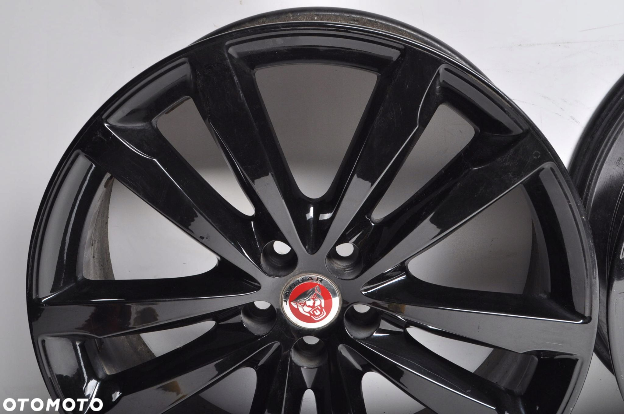 JAGUAR  FELGI ALUMINIOWE HK8M-1007-GA 20" 8.5J 5X108 ET45 - 7