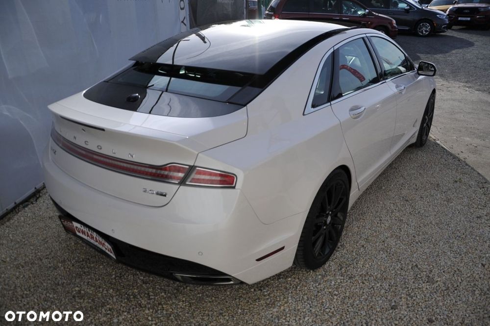 Lincoln MKZ - 12