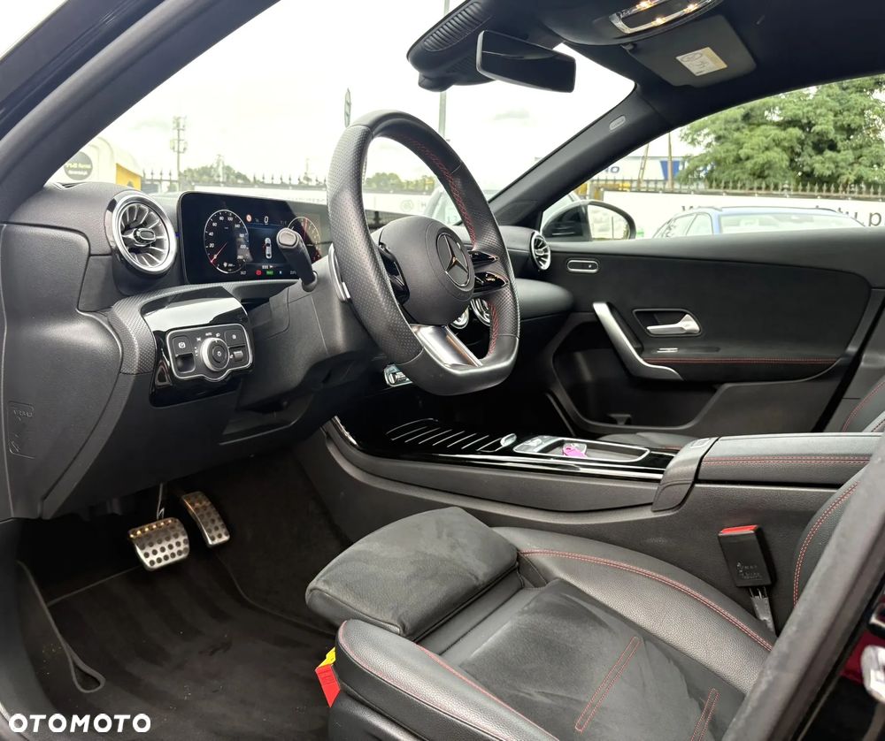 Mercedes-Benz Klasa A 250 e PHEV AMG Line 8G-DCT - 11