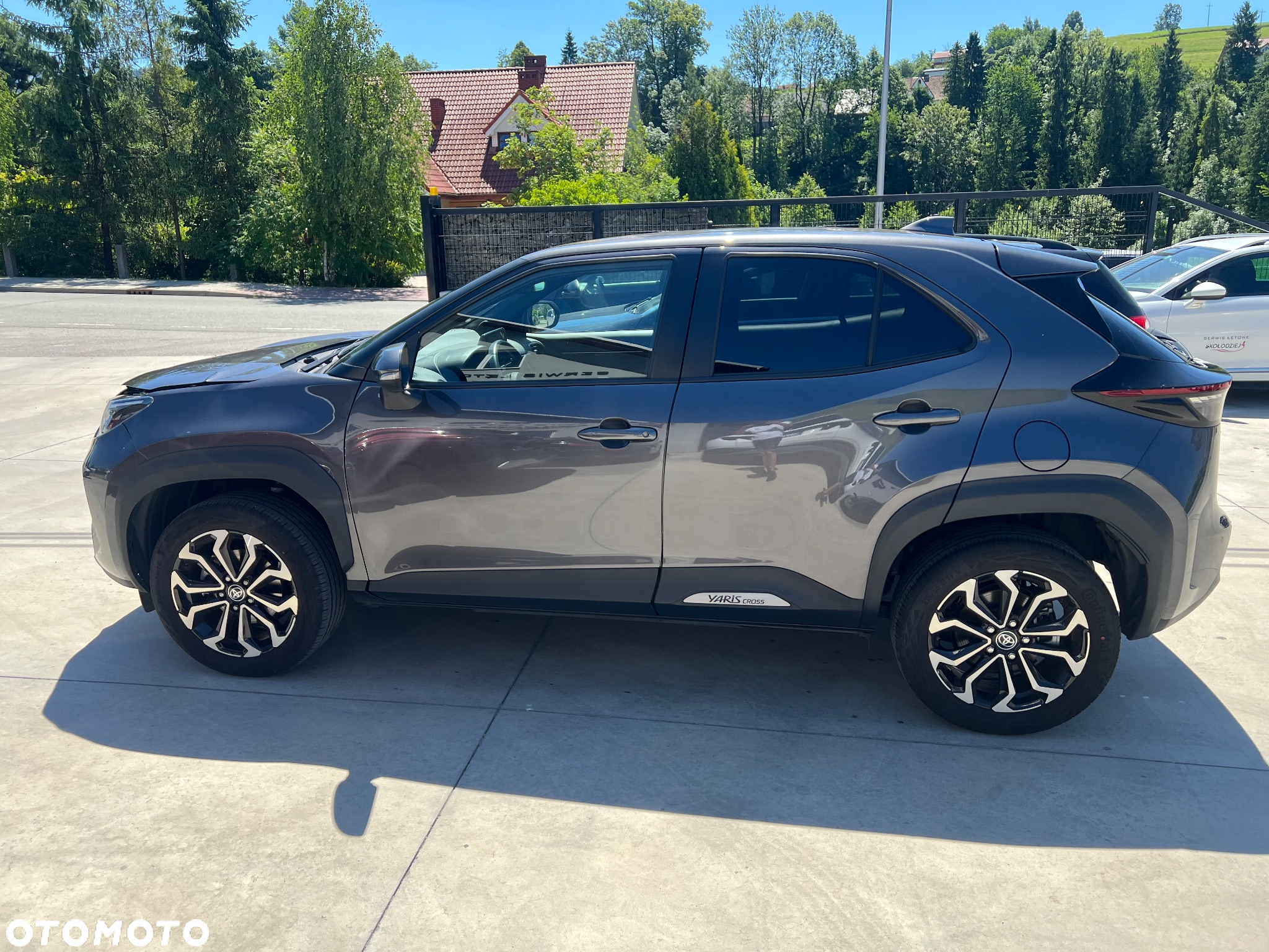 Toyota Yaris Cross Hybrid 1.5 Executive AWD - 8
