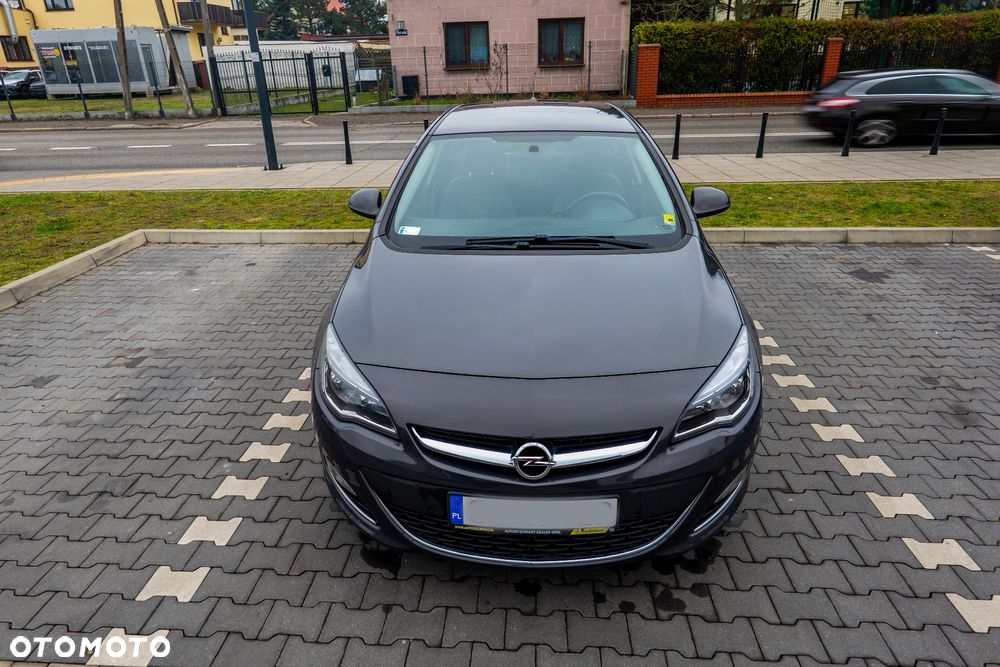 Opel Astra 1.7 CDTI Cosmo - 2