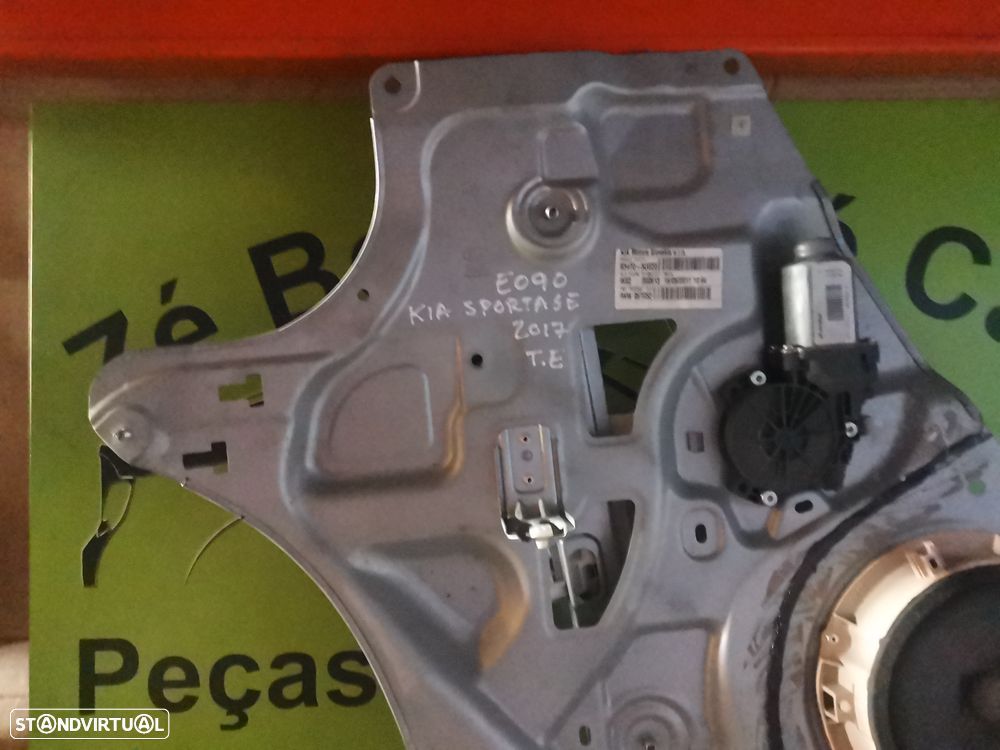 KIA SPORTAGE ELEVADOR TRÁS ESQUERDO - E090 - 3