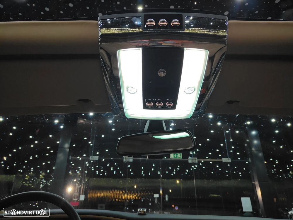 Rolls Royce Phantom 6.8 V12 - 54