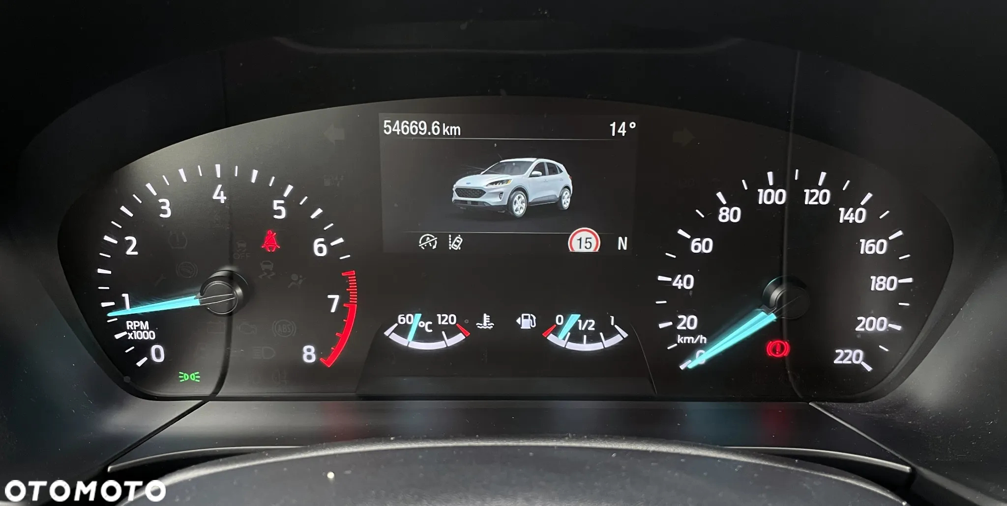 Ford Kuga 1.5 EcoBoost FWD Trend - 17