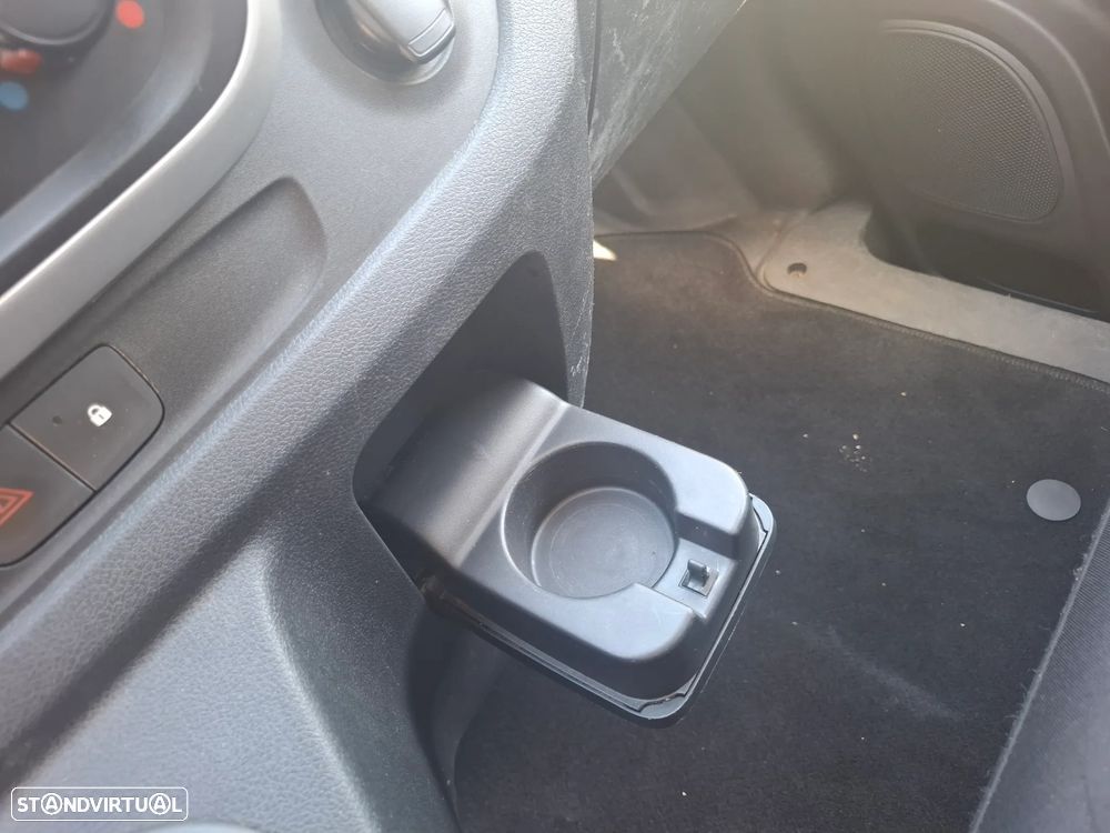 Renault TRAFIC 1.6DCI L2H2 C/MOTOR FRIO ESTRADA E PARQUE - 14