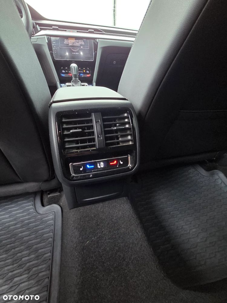 Volkswagen Arteon 2.0 TSI R-Line DSG - 17