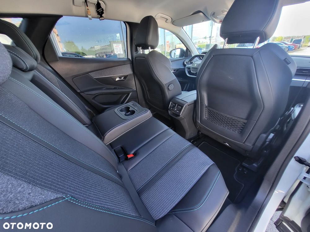 Peugeot 3008 1.5 BlueHDi Allure S&S - 7