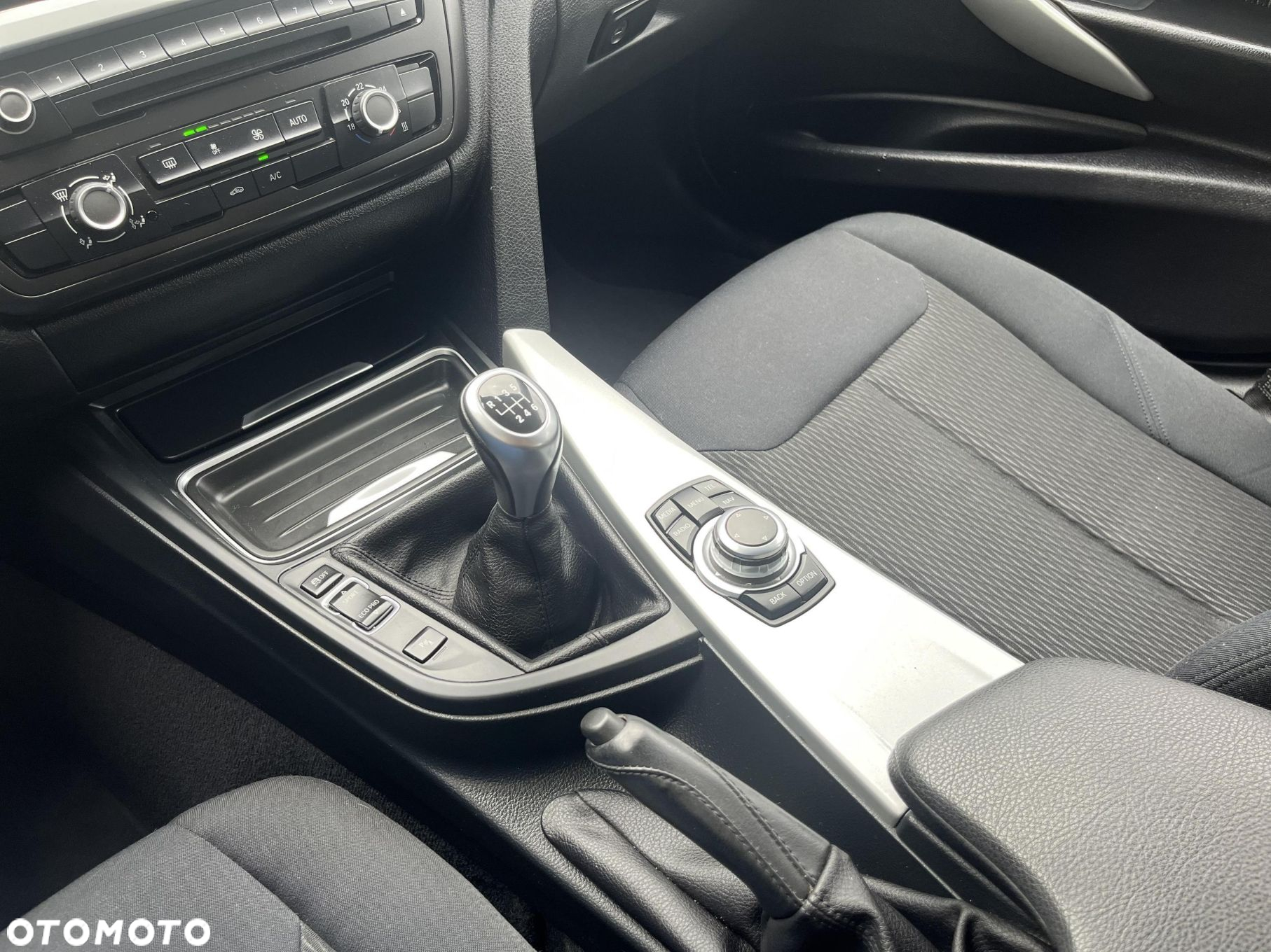 BMW Seria 3 318d Modern Line - 15