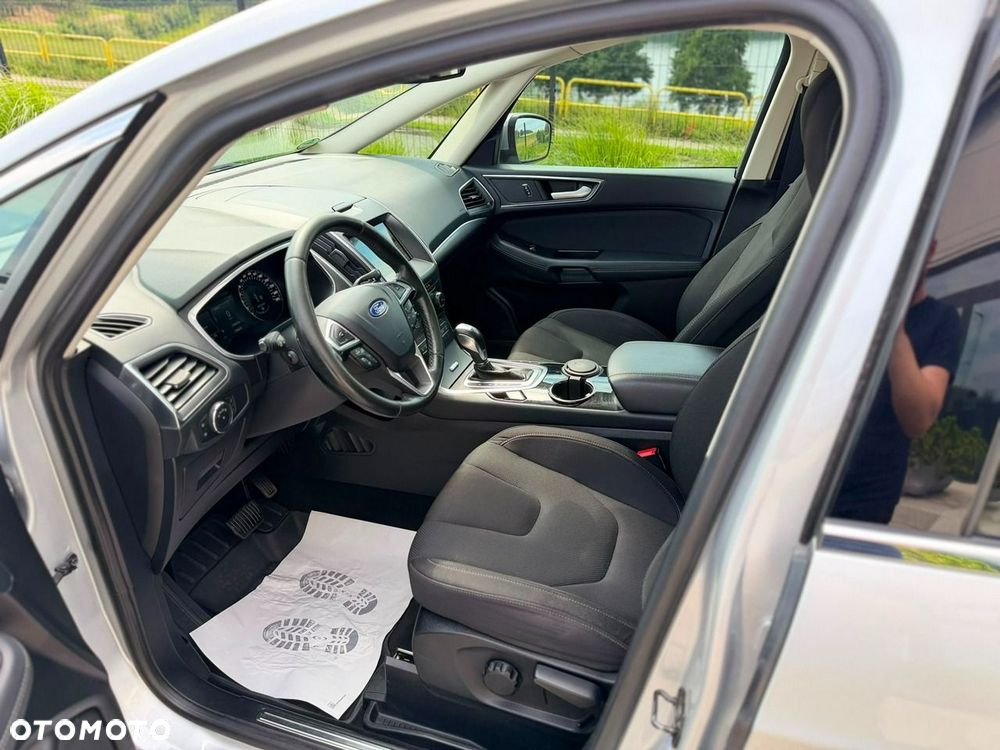 Ford S-Max - 14