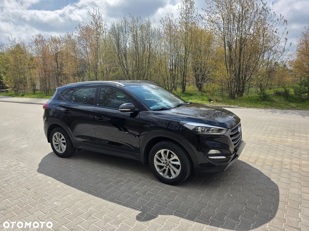 Hyundai Tucson 1.6 GDI BlueDrive GO 2WD - 22