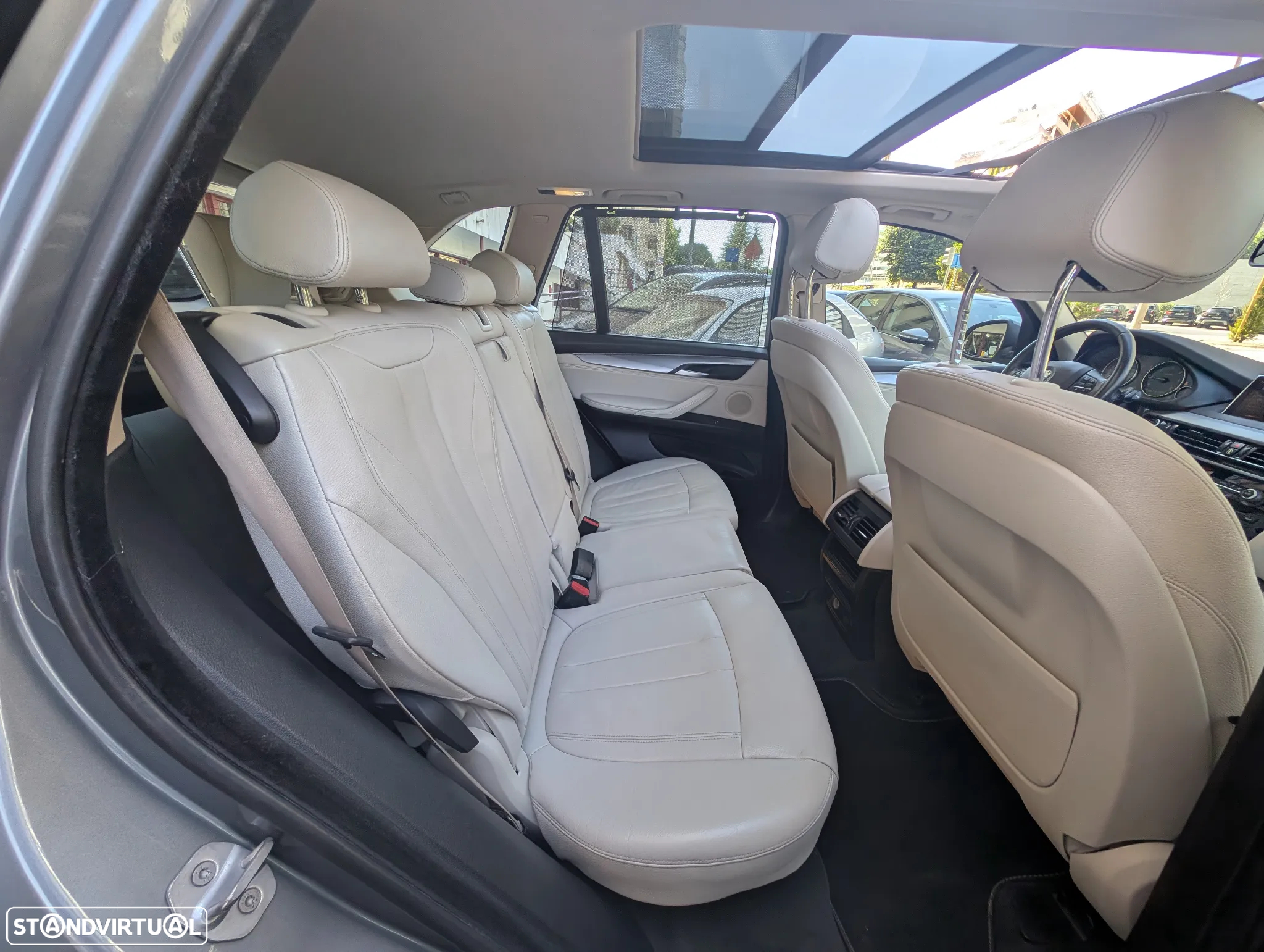 BMW X5 25 d sDrive Comfort 7L - 12