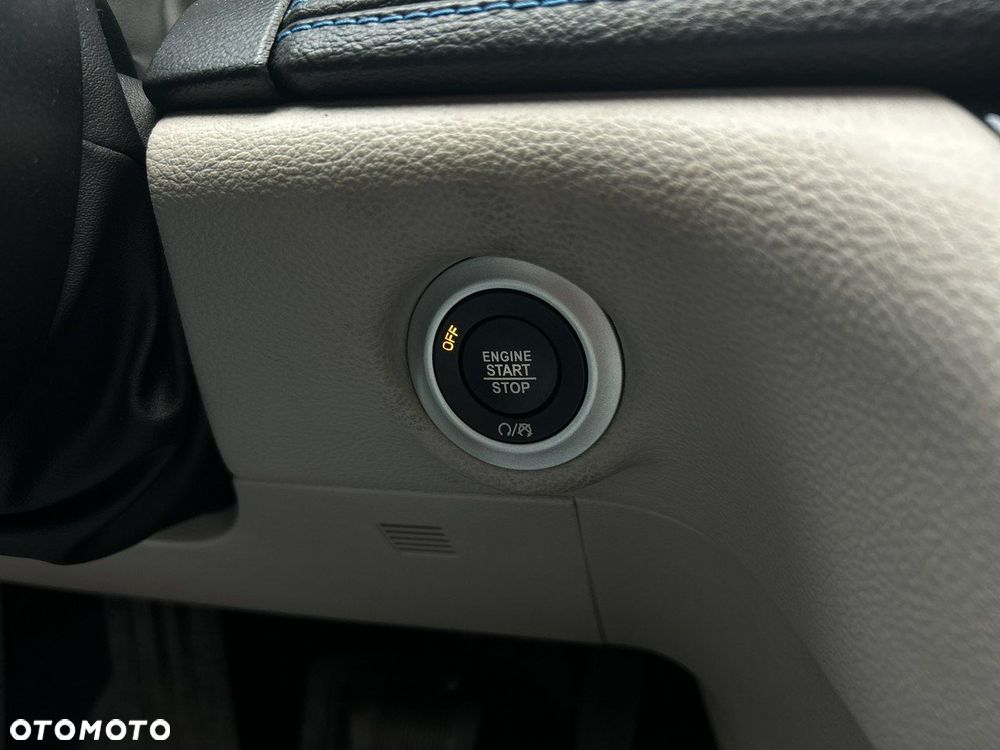 Chrysler Pacifica - 34