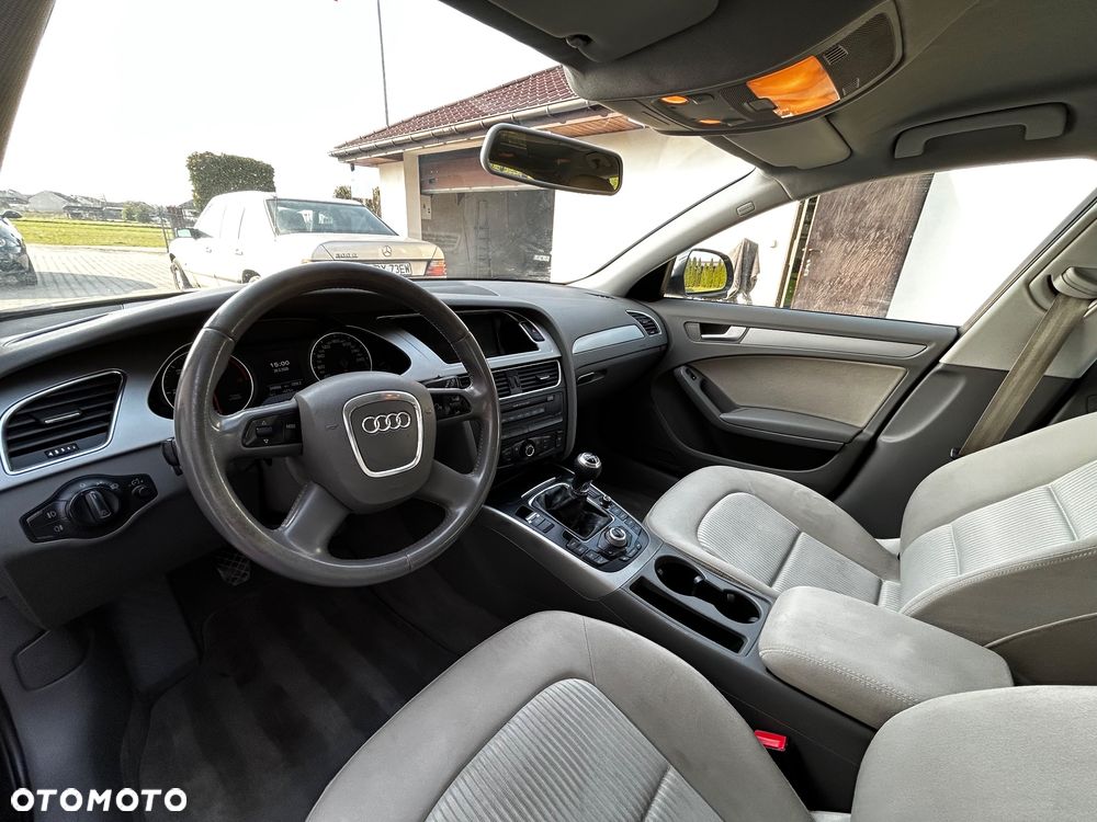 Audi A4 Avant 2.0 TDI - 6