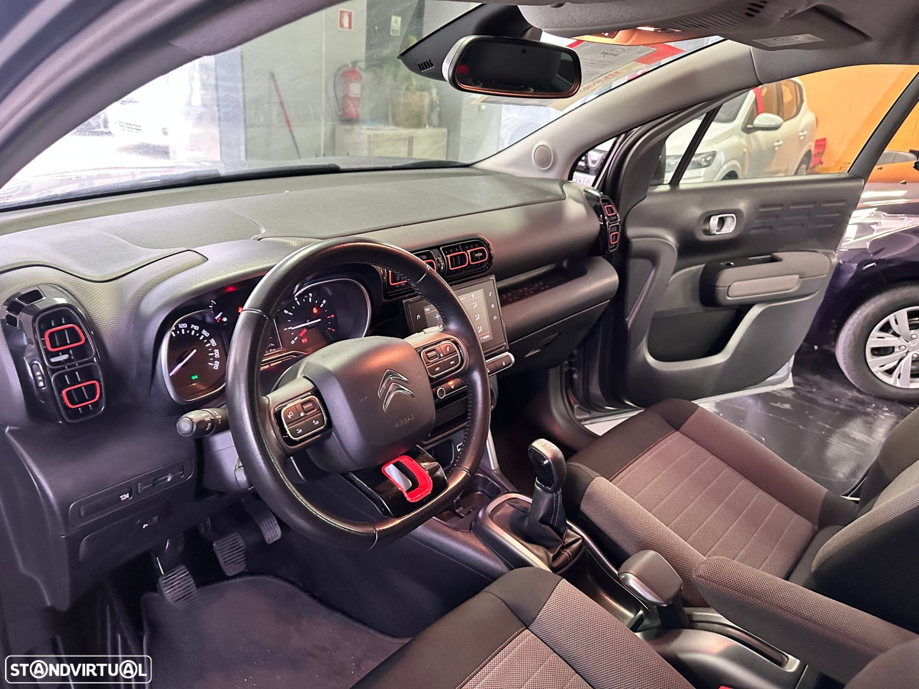 Citroën C3 Aircross 1.2 PureTech Feel - 16