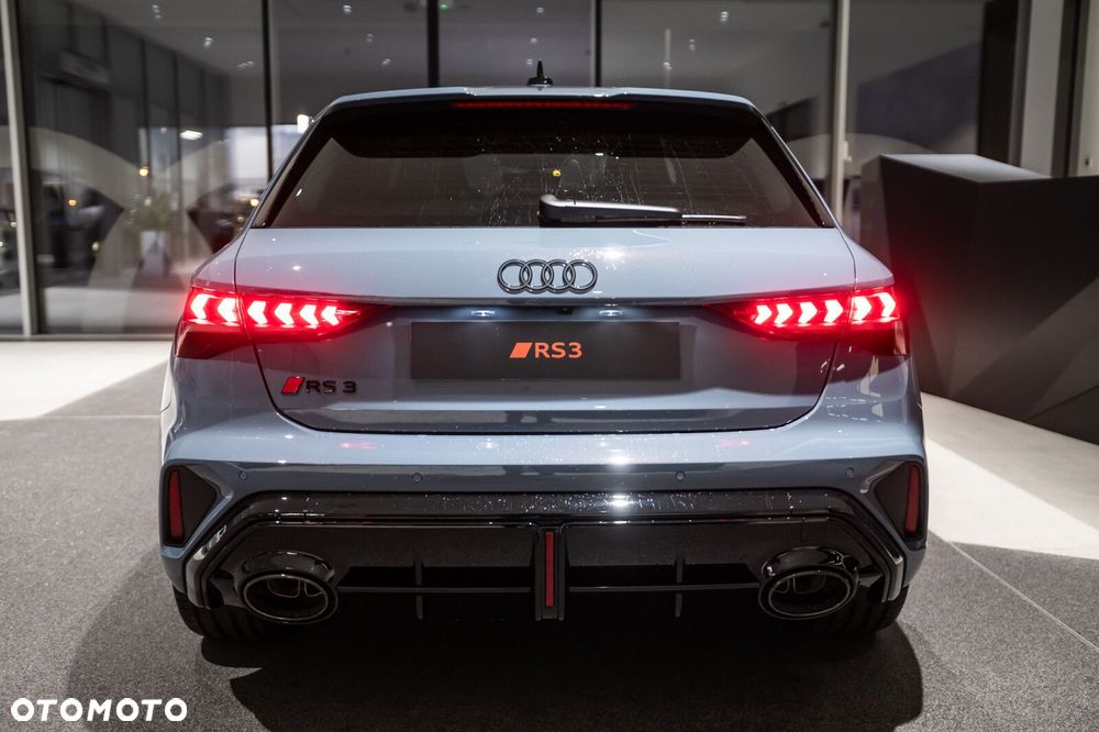 Audi RS3 Sportback - 4