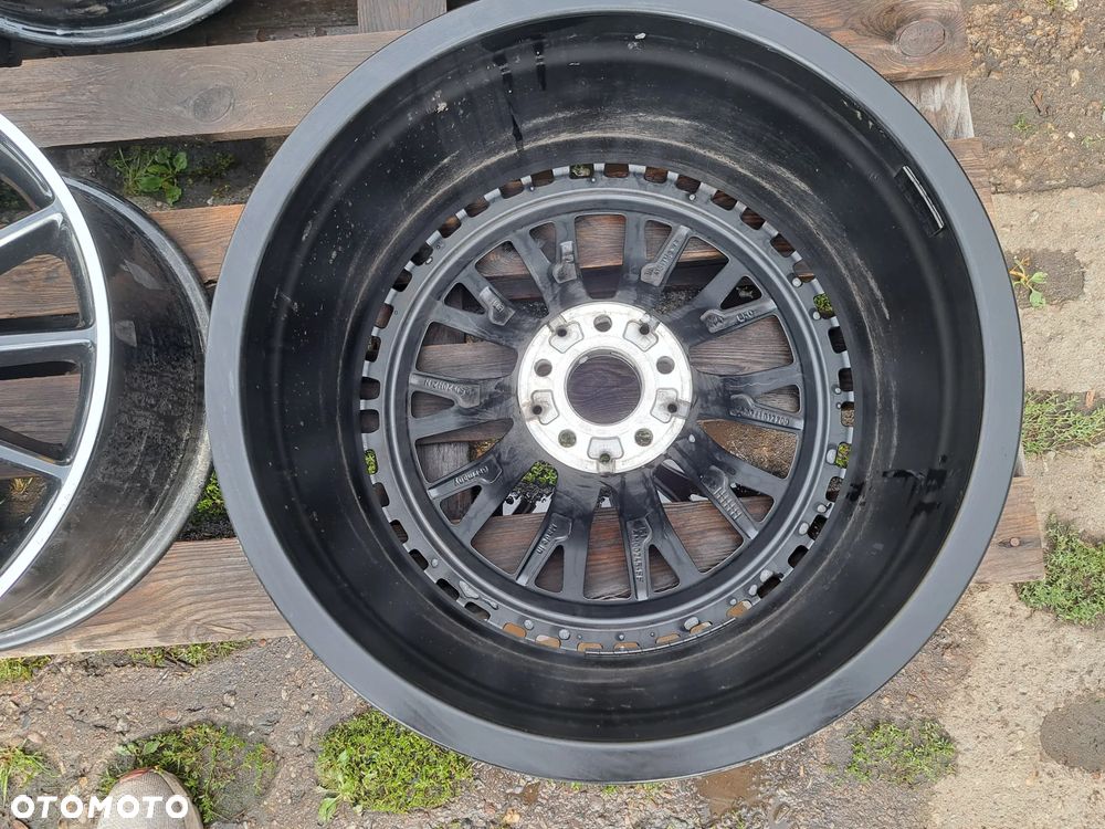 Oryg. Mercedes CLE 236 A236 A2364012900 20 AMG 9.5j et19 5648 - 3
