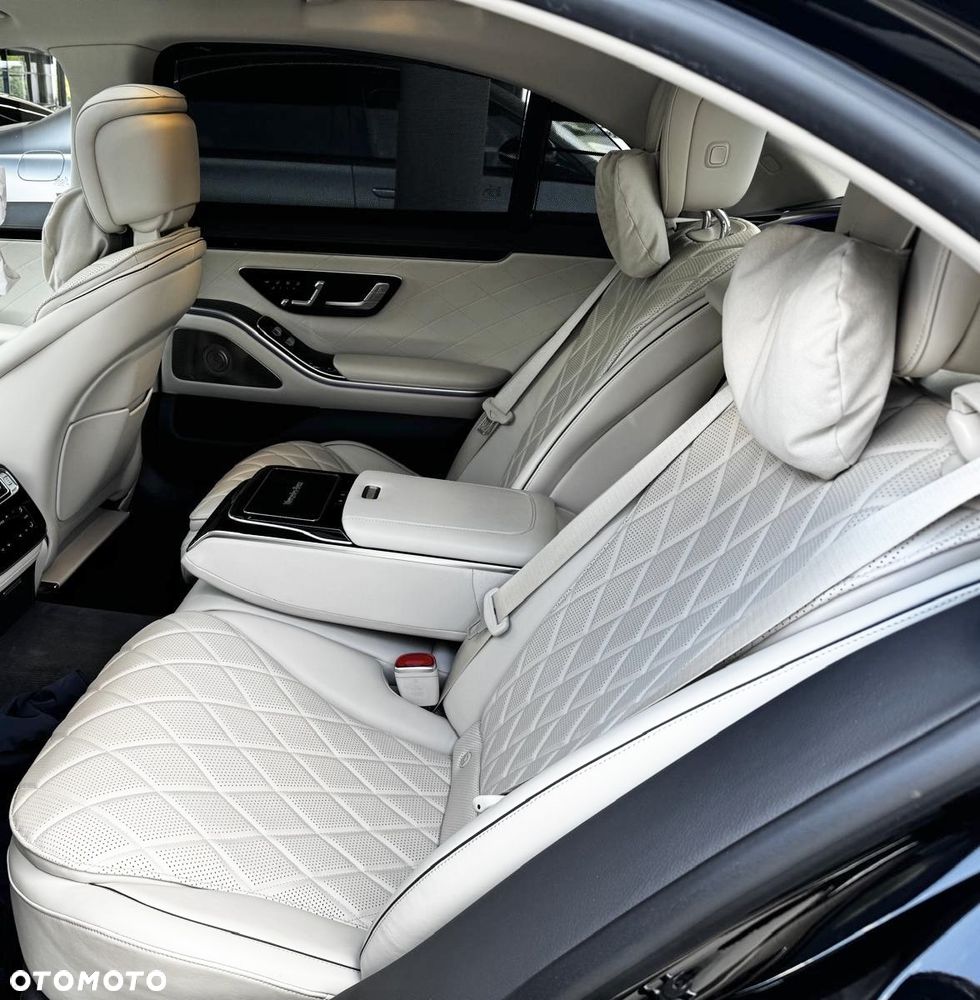 Mercedes-Benz Klasa S 400 d 4-Matic L 9G-TRONIC - 6