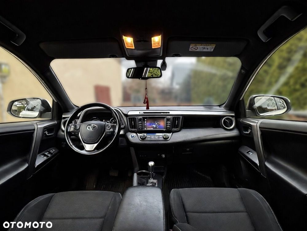 Toyota RAV4 Hybrid Premium 4x2 - 4