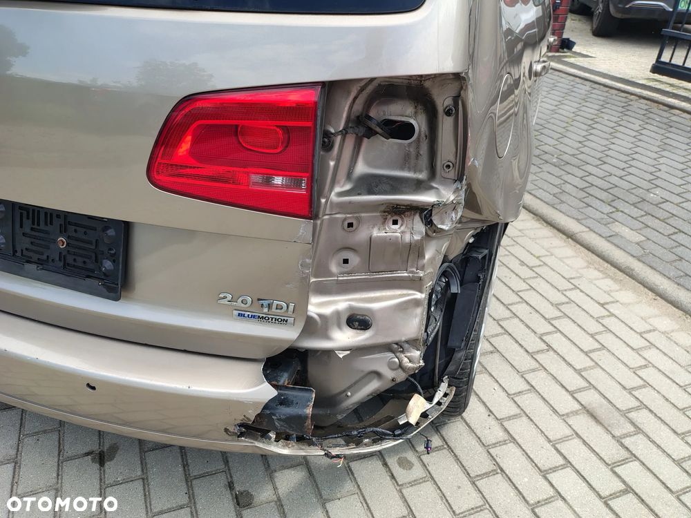 Volkswagen Touran 2.0 TDI DPF BlueMotion Technology Life - 30