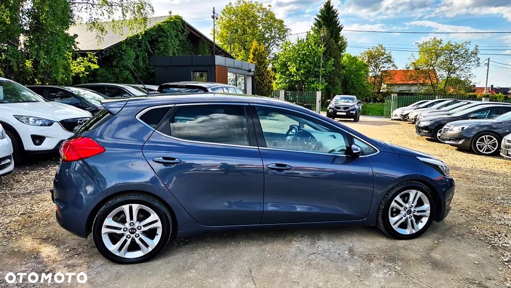 Kia Ceed 1.6 GDI XL - 12