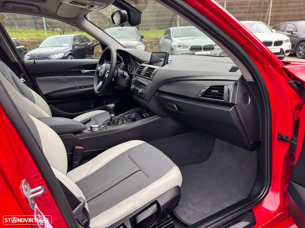 BMW 116 d EDynamics Line Urban - 38