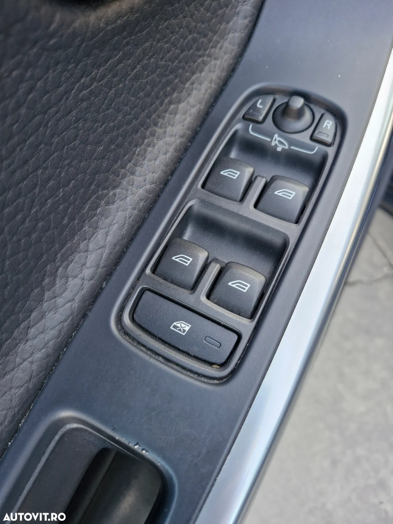 Volvo V60 T4 Basic - 11
