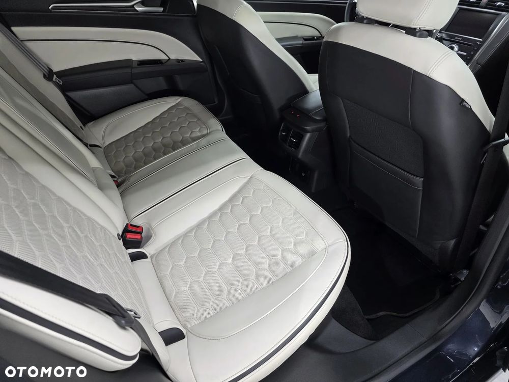 Ford Mondeo 2.0 EcoBlue Vignale Plus AWD - 14