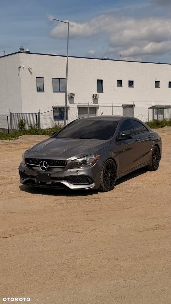 Mercedes-Benz CLA 250 7G-DCT AMG Line - 2