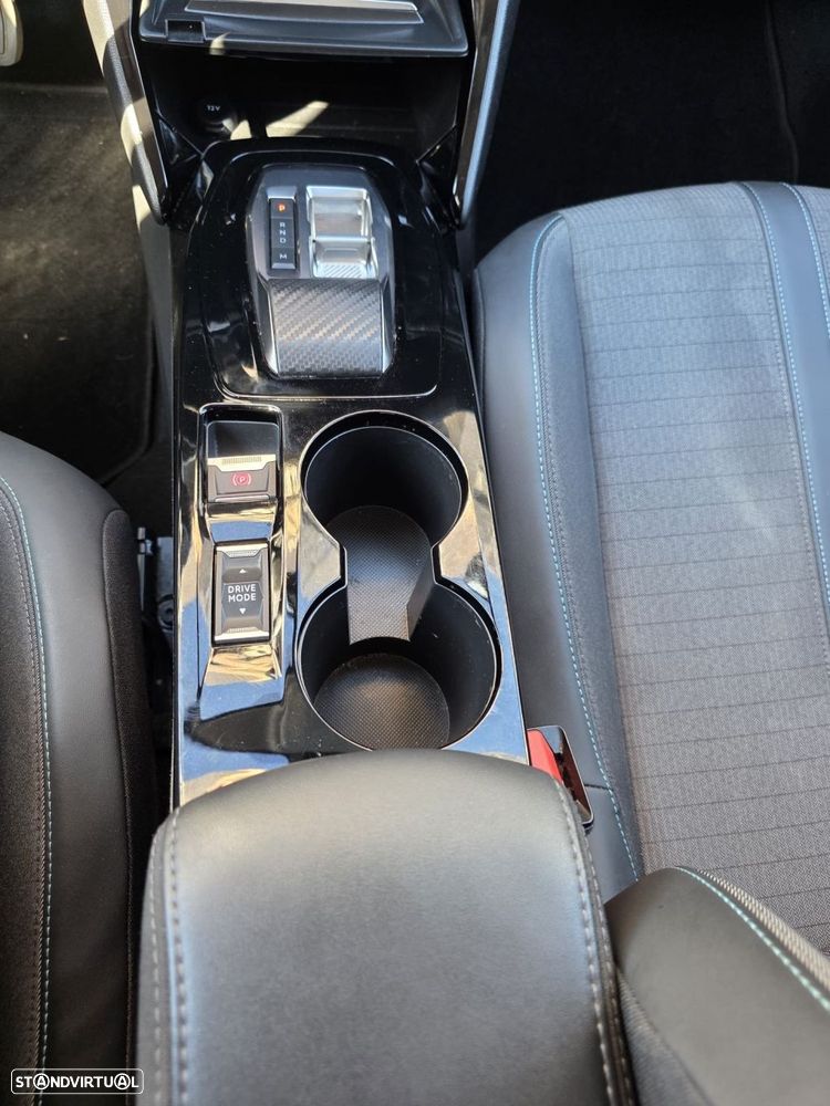 Peugeot 208 1.2 PureTech Allure Pack EAT8 - 33