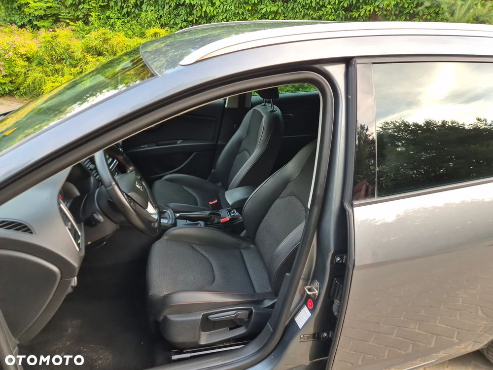 Seat Leon 2.0 TDI DPF DSG FR - 23